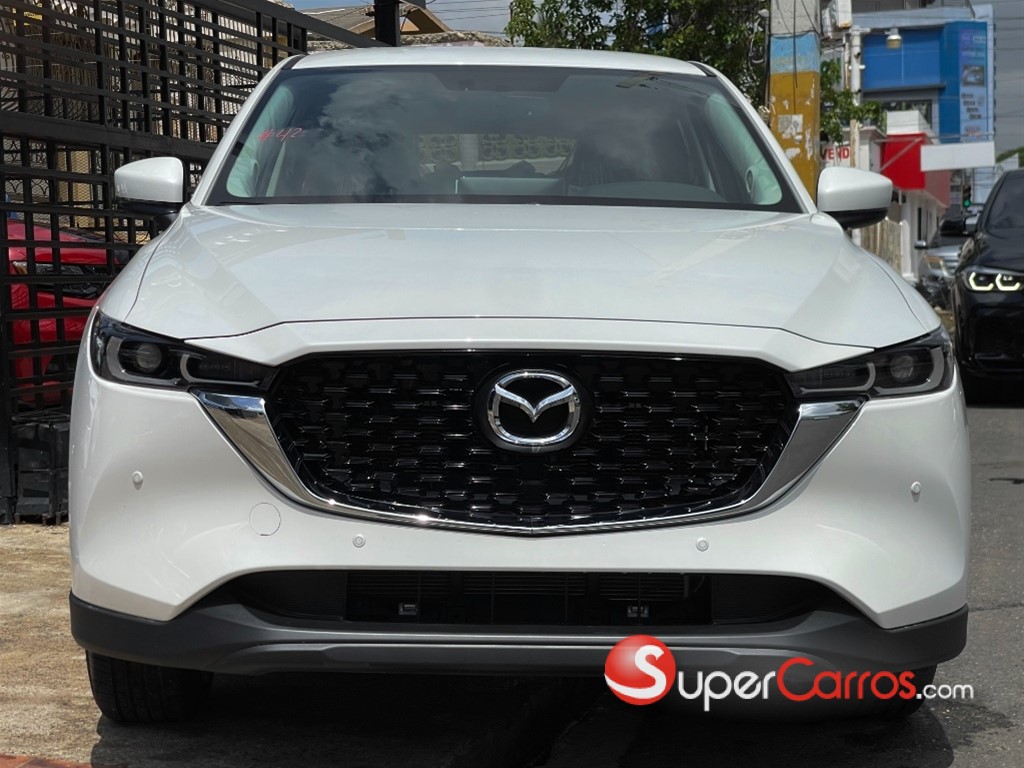 2027 Mazda CX-5 CE — foto 2 / 10