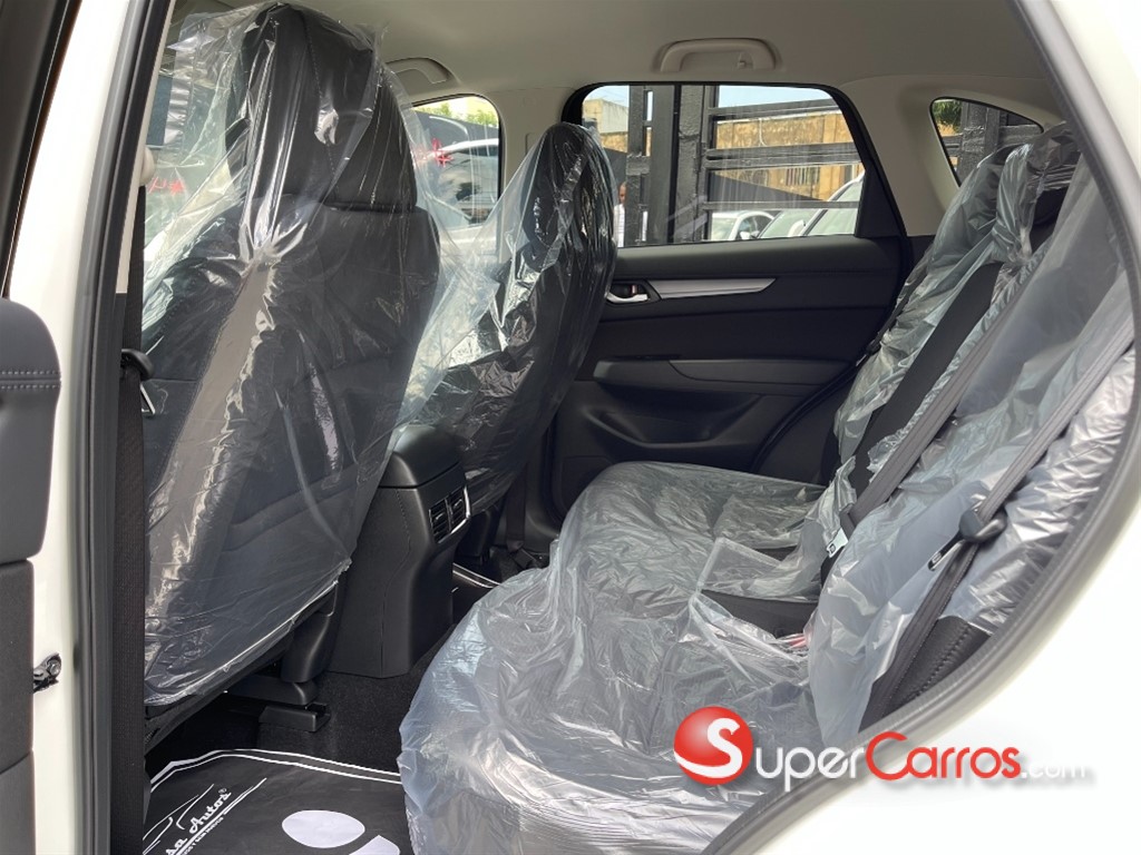 2027 Mazda CX-5 CE — foto 10 / 10