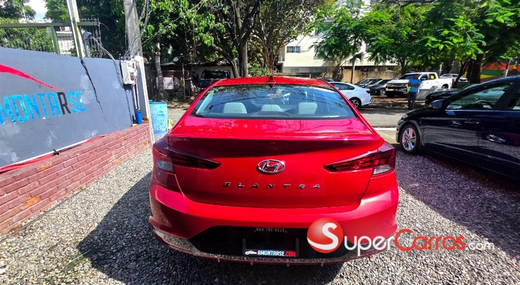 2020 Hyundai Elantra SEL — foto 5 / 11