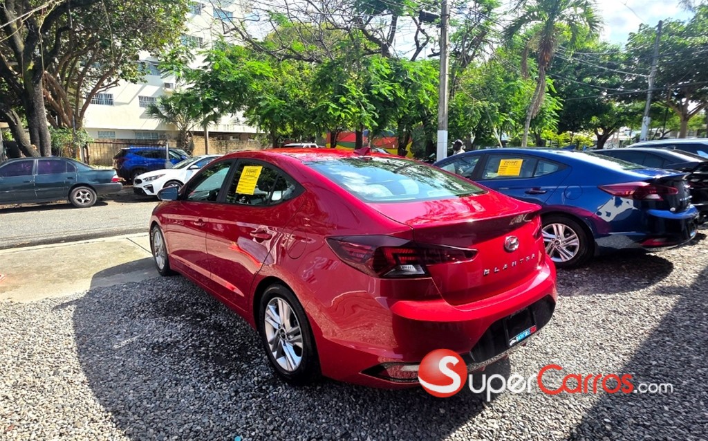 2020 Hyundai Elantra SEL — foto 6 / 11