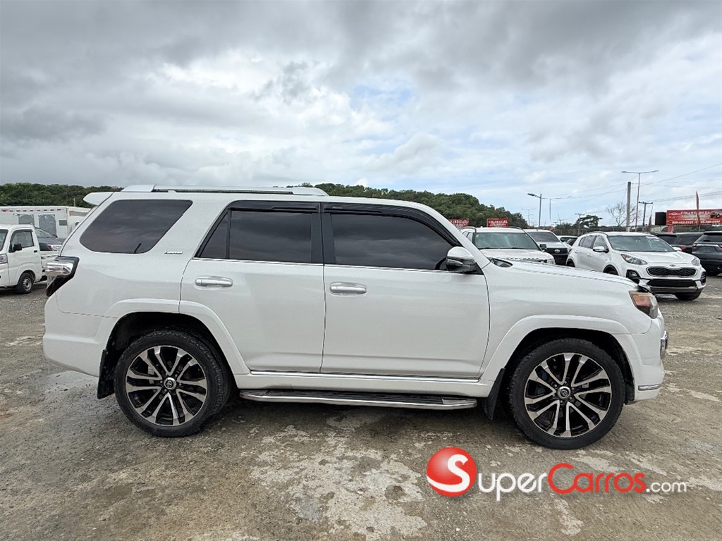 2014 Toyota 4 Runner — foto 4 / 11