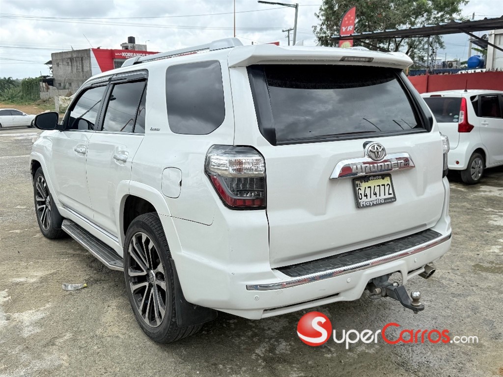 2014 Toyota 4 Runner — foto 7 / 11