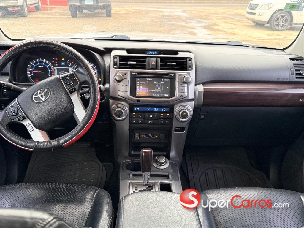 2014 Toyota 4 Runner — foto 10 / 11