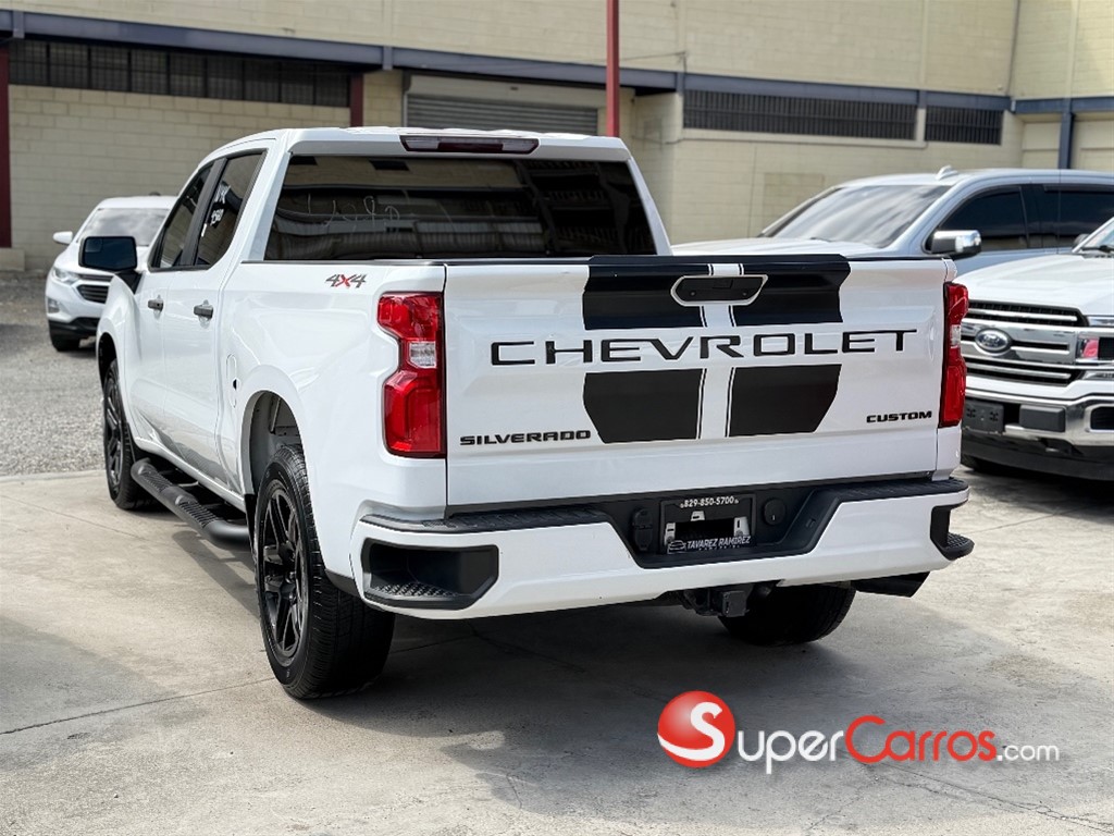 2021 Chevrolet Silverado Custom — foto 5 / 12