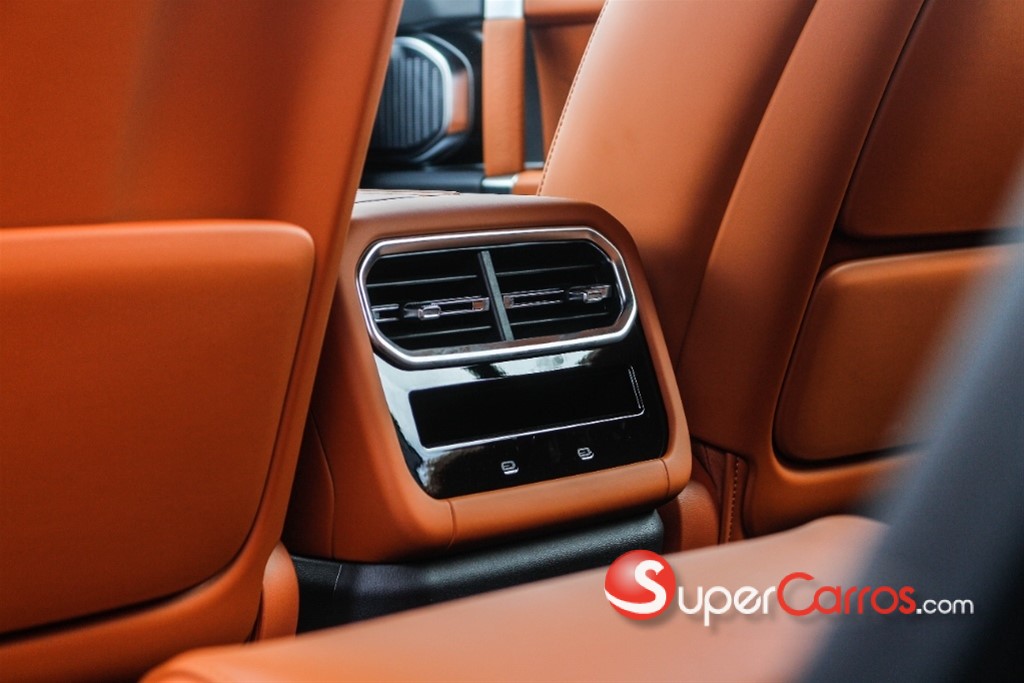 2027 Jetour G700 — foto 7 / 12