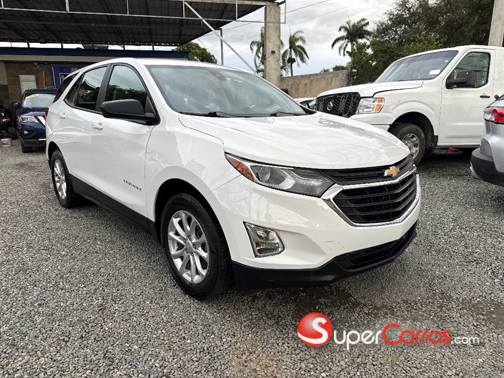 2021 Chevrolet Equinox LS — foto 2 / 10
