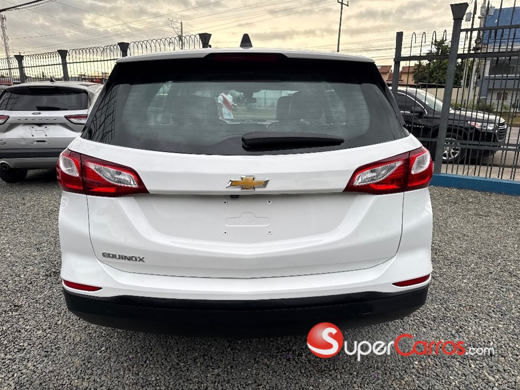 2021 Chevrolet Equinox LS — foto 5 / 10