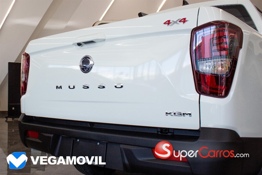 2027 KGM Musso ADVENTURE — foto 5 / 10