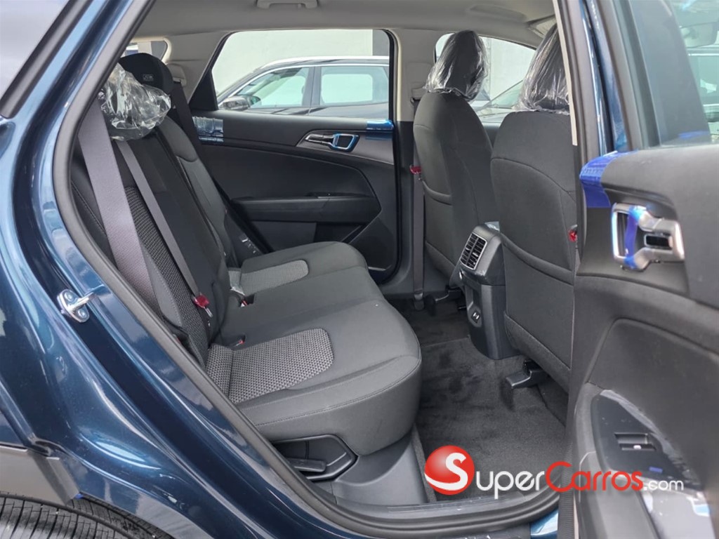 2027 Kia Sportage Sport — foto 11 / 12