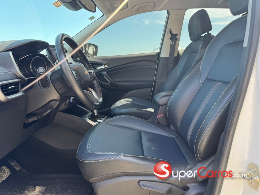 2022 Chevrolet Tracker Premier — foto 2 / 12