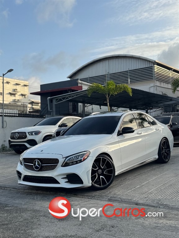 2019 Mercedes-Benz Clase C 300 AMG