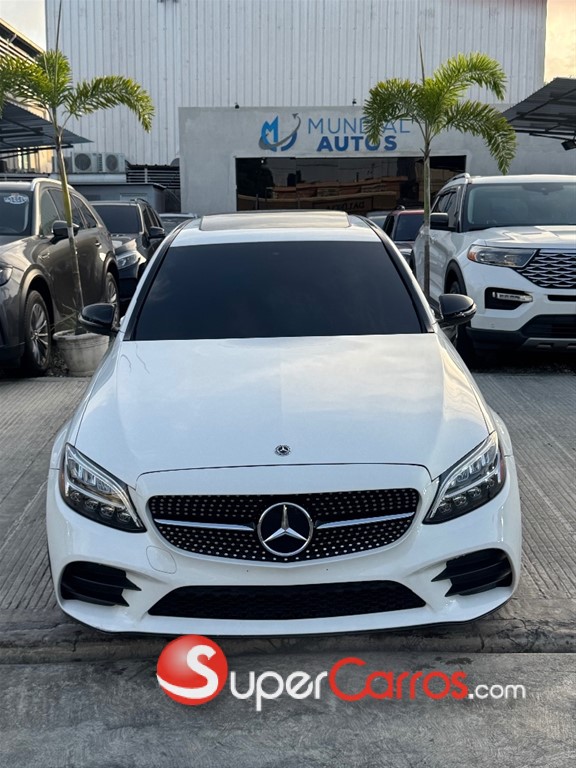 2019 Mercedes-Benz Clase C 300 AMG — foto 3 / 12