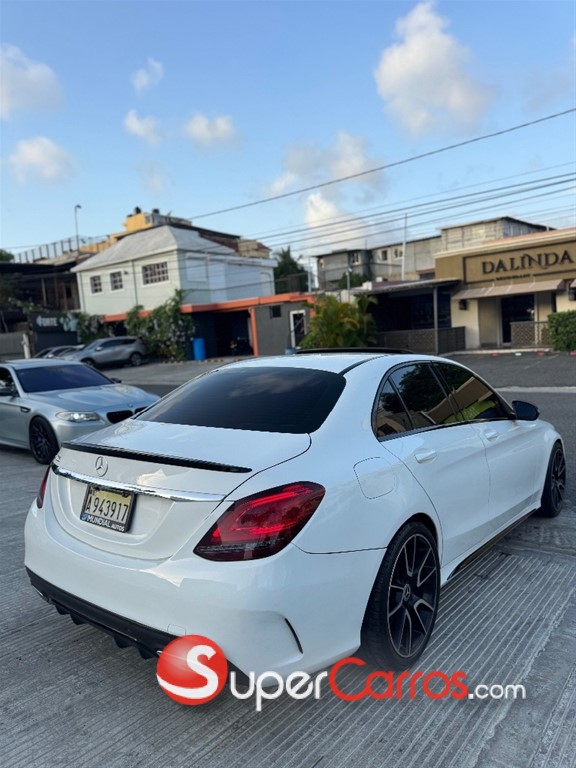 2019 Mercedes-Benz Clase C 300 AMG — foto 5 / 12