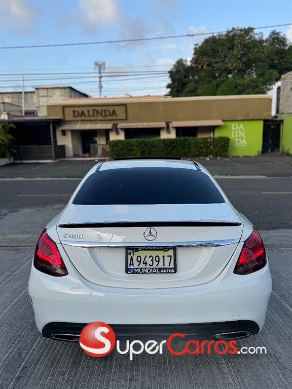 2019 Mercedes-Benz Clase C 300 AMG — foto 7 / 12