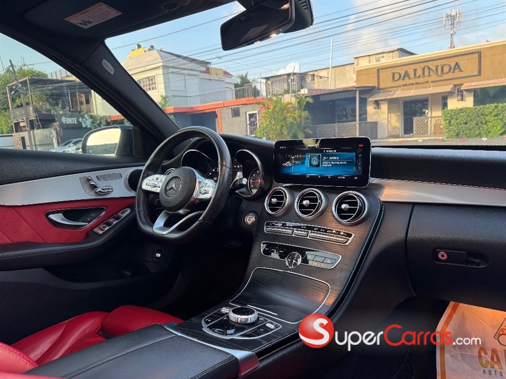 2019 Mercedes-Benz Clase C 300 AMG — foto 8 / 12