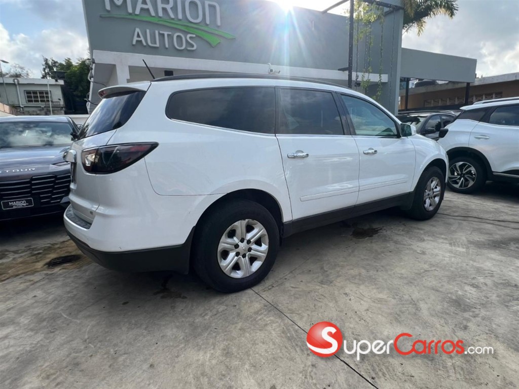 2017 Chevrolet Traverse LT — foto 2 / 11
