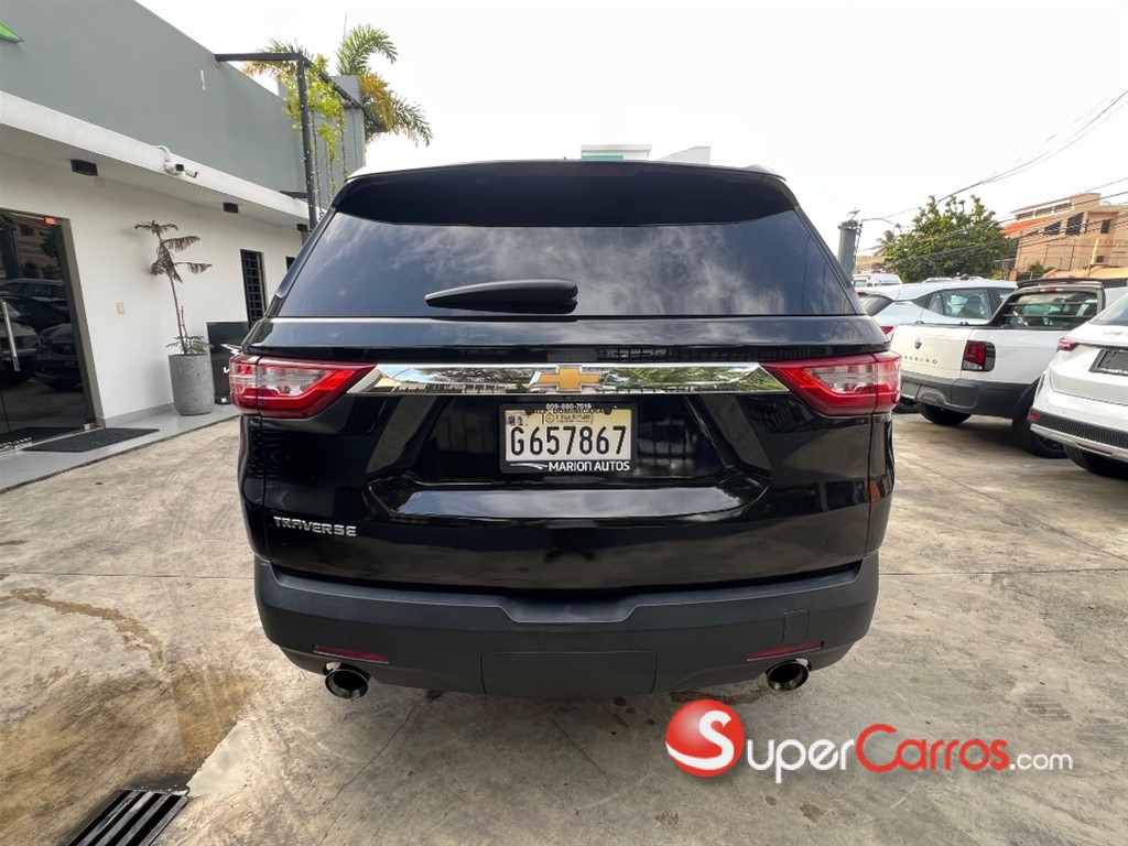 2020 Chevrolet Traverse LT — foto 3 / 11