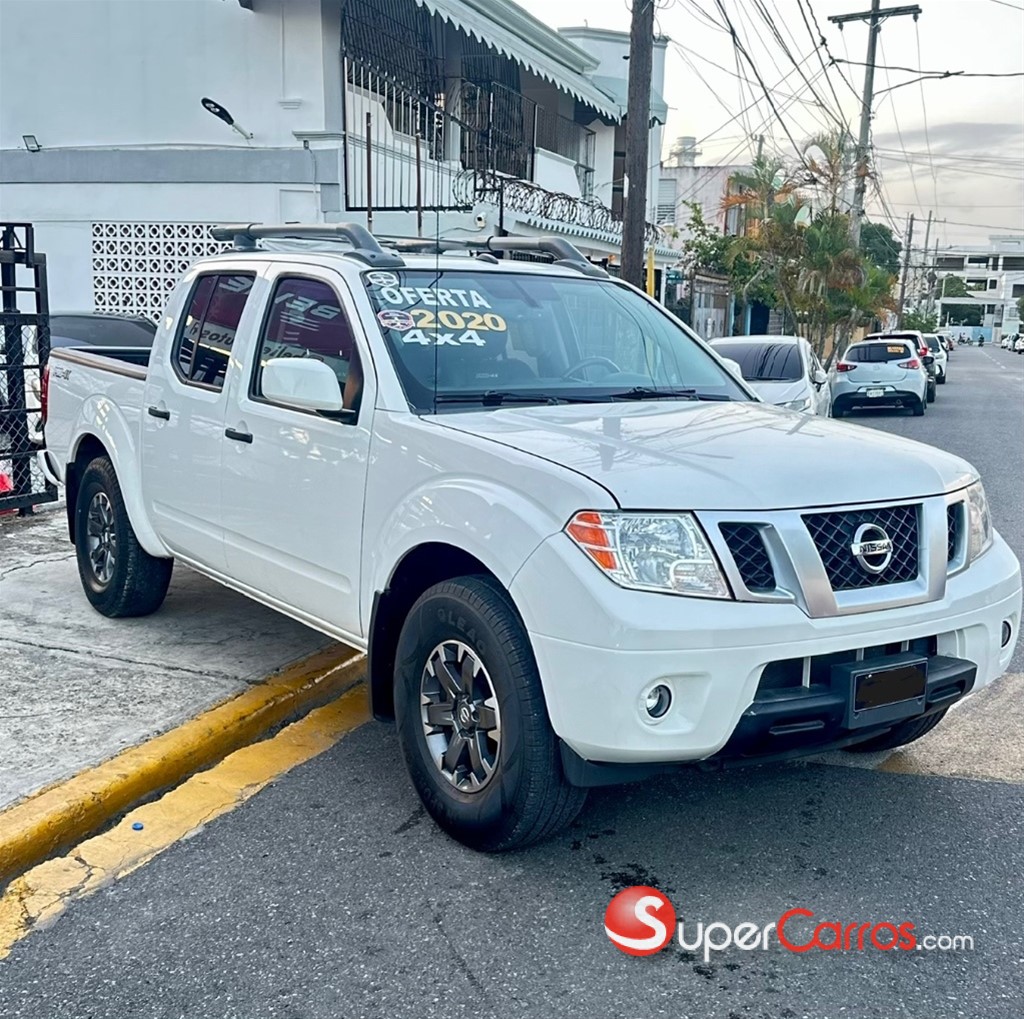 2020 Nissan Frontier Pro-4X — foto 2 / 6