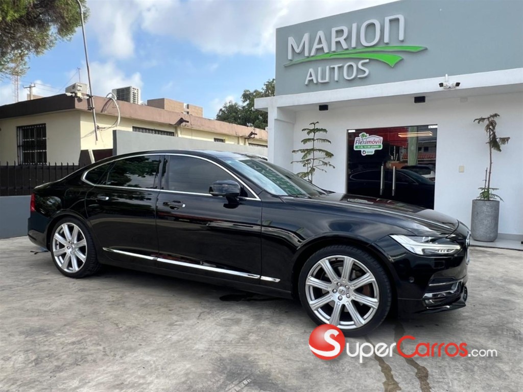 2017 Volvo S90