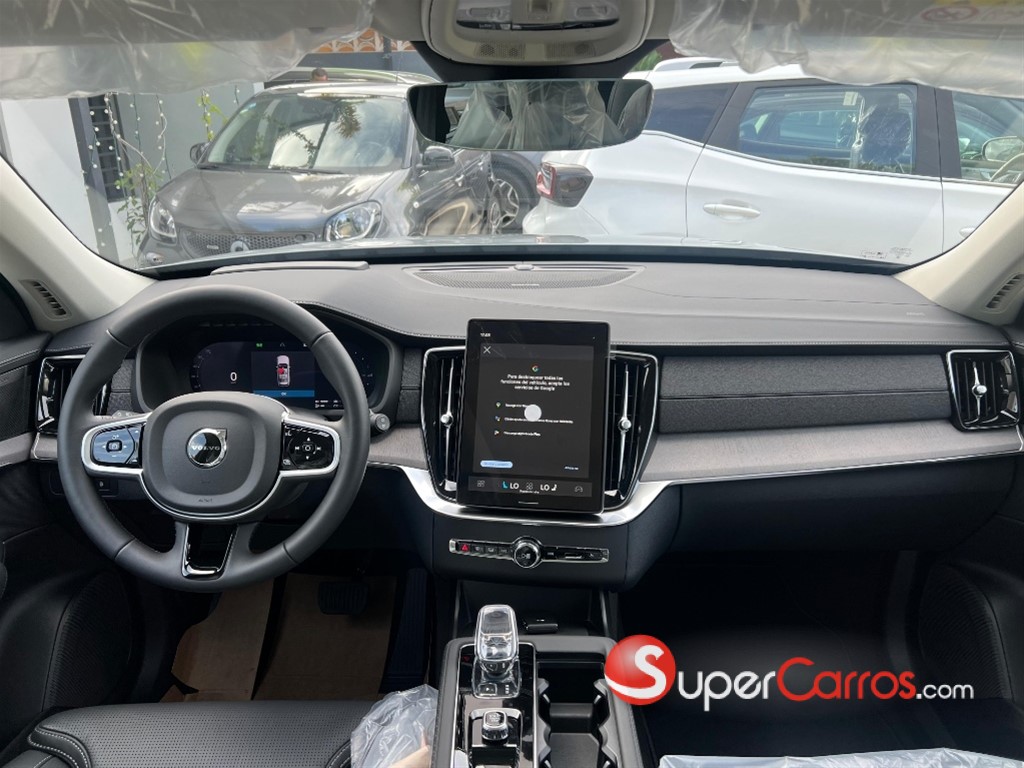 2026 Volvo XC90 Plus Recharge — foto 8 / 12