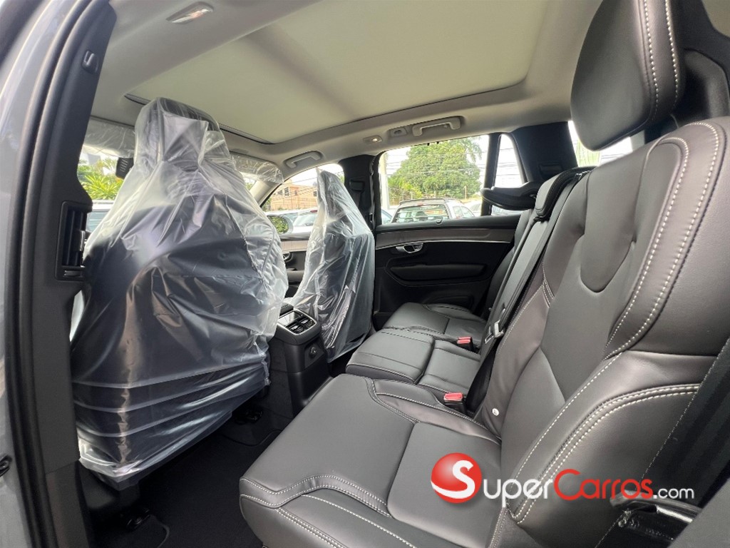 2026 Volvo XC90 Plus Recharge — foto 9 / 12