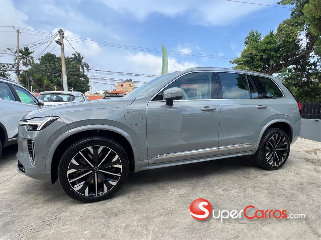 2026 Volvo XC90 Plus Recharge — foto 10 / 12
