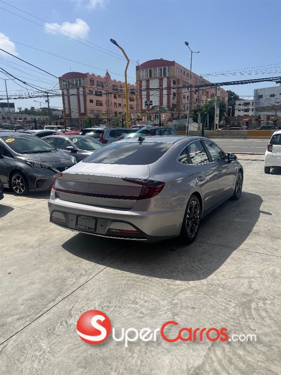 2021 Hyundai Sonata DN8 — foto 9 / 12