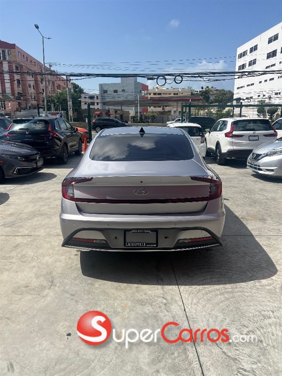 2021 Hyundai Sonata DN8 — foto 10 / 12