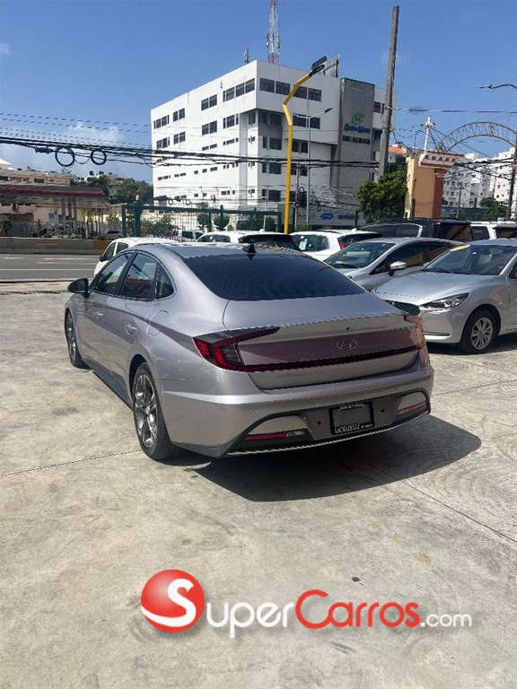 2021 Hyundai Sonata DN8 — foto 11 / 12