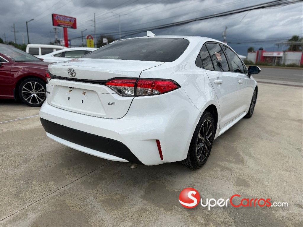 2020 Toyota Corolla LE — foto 4 / 9