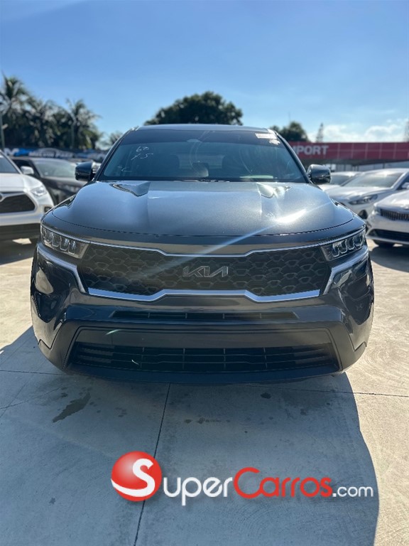 2023 Kia Sorento LX — foto 2 / 7
