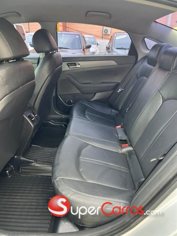 2020 Hyundai Sonata New Rise — foto 10 / 12