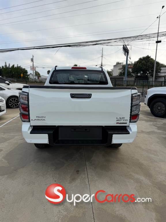 2027 Isuzu DMAX — foto 5 / 9