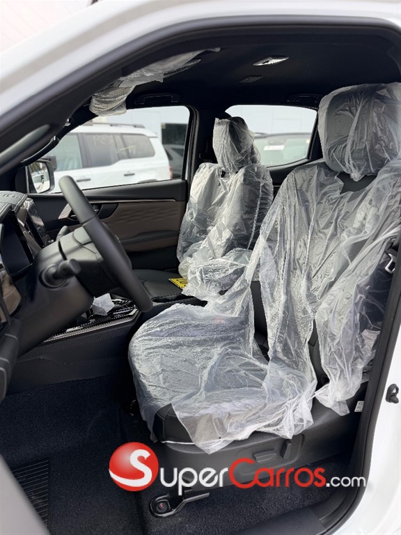 2027 Isuzu DMAX — foto 7 / 9