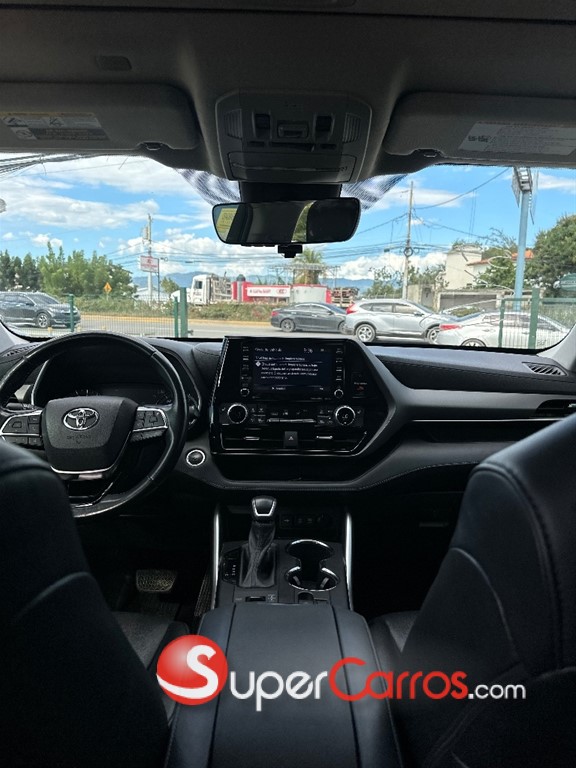 2021 Toyota Highlander XLE — foto 6 / 6