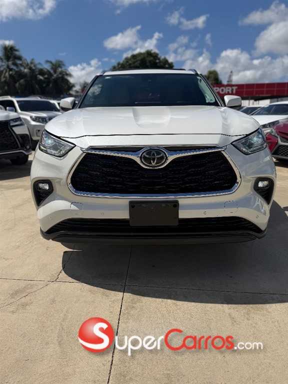 2020 Toyota Highlander Limited — foto 2 / 7