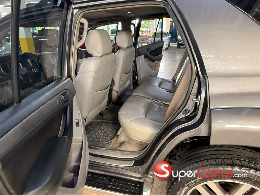 2007 Toyota 4 Runner SR5 — foto 2 / 10