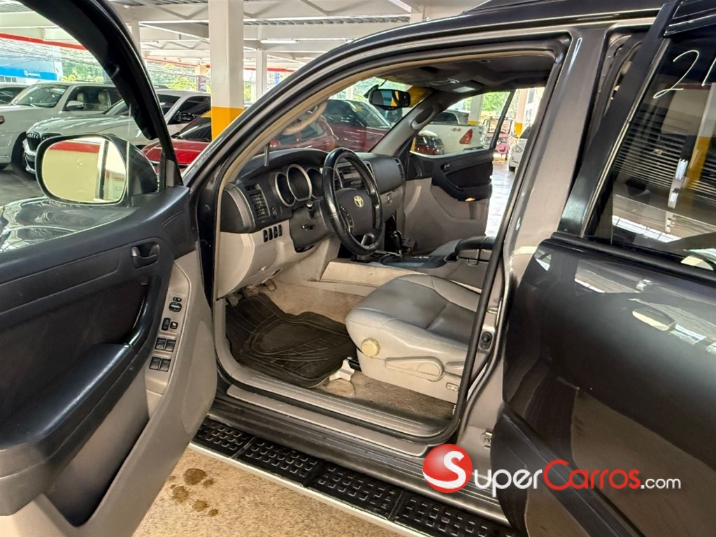 2007 Toyota 4 Runner SR5 — foto 4 / 10