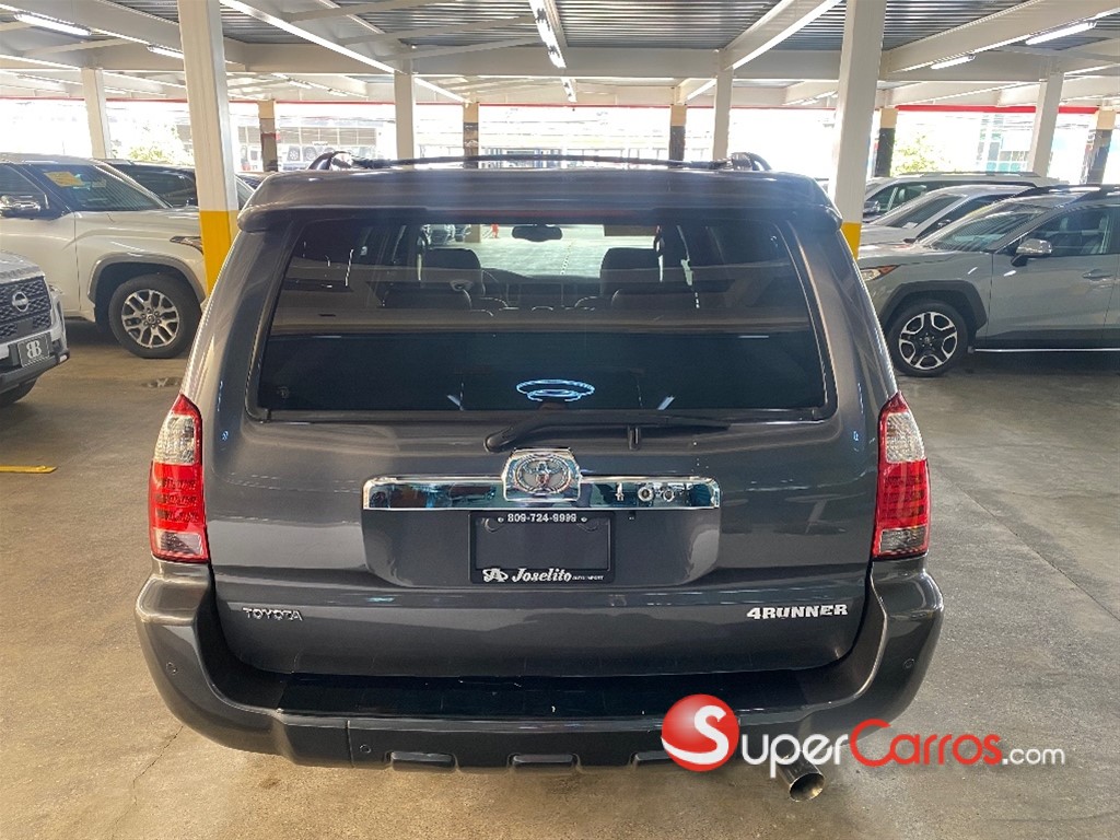 2007 Toyota 4 Runner SR5 — foto 9 / 10