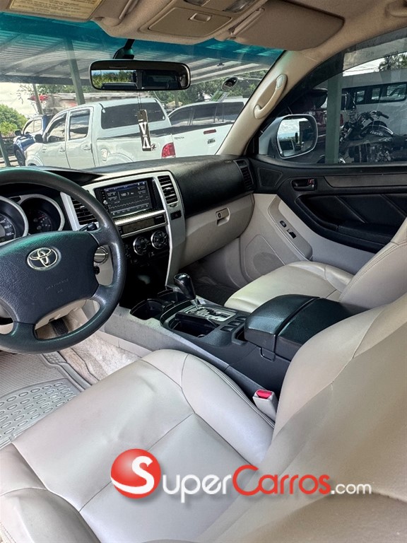 2005 Toyota 4 Runner — foto 6 / 7