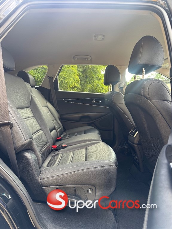 2020 Kia Sorento Limited — foto 5 / 12