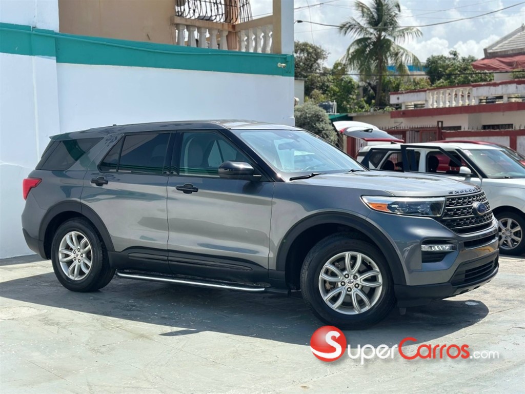 2021 Ford Explorer XLT — foto 4 / 12