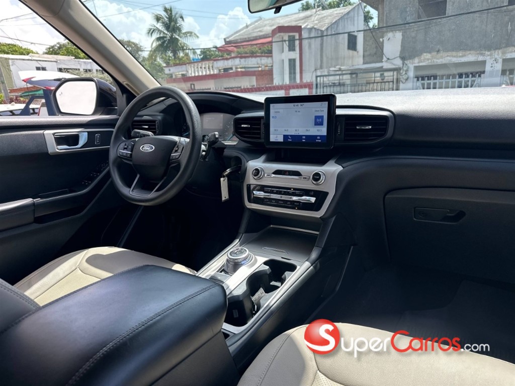 2021 Ford Explorer XLT — foto 12 / 12