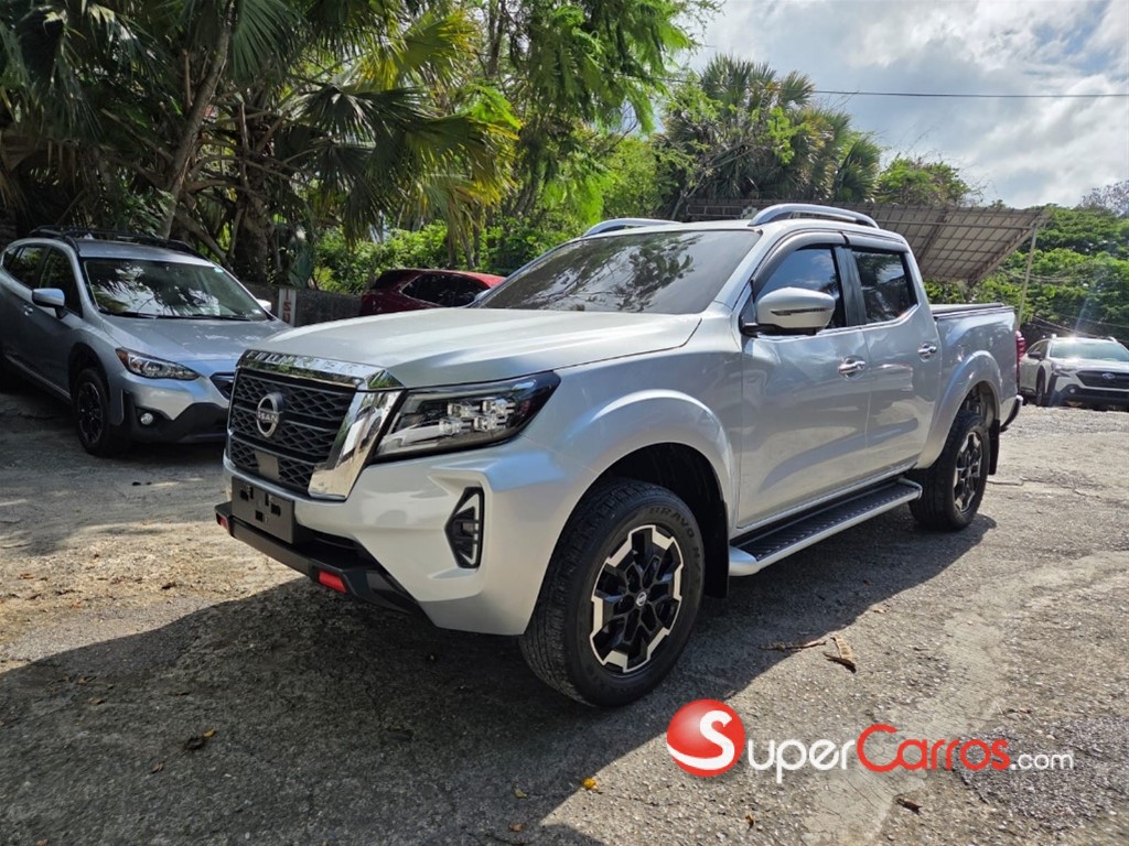 2024 Nissan Frontier NP300