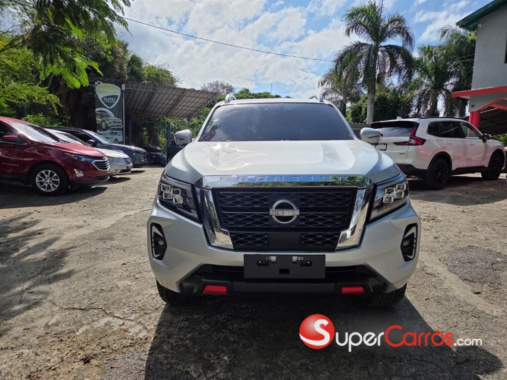 2024 Nissan Frontier NP300 — foto 2 / 12