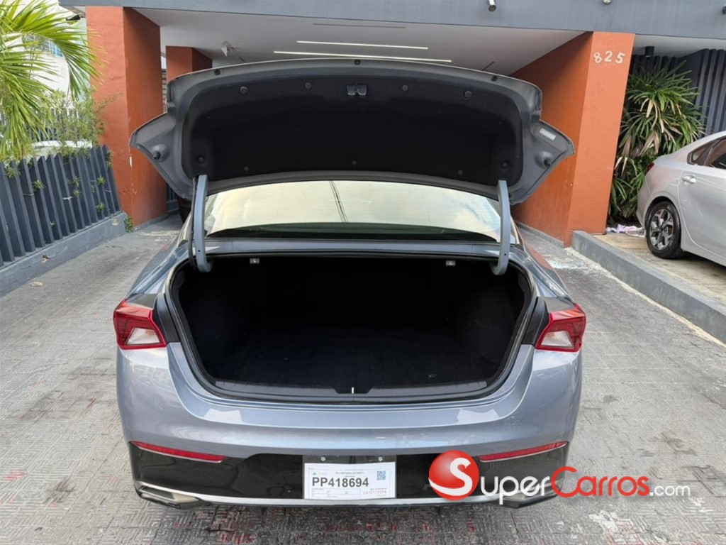 2021 Kia K-5 — foto 11 / 12