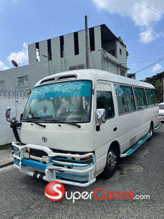2016 Toyota Coaster — foto 3 / 9