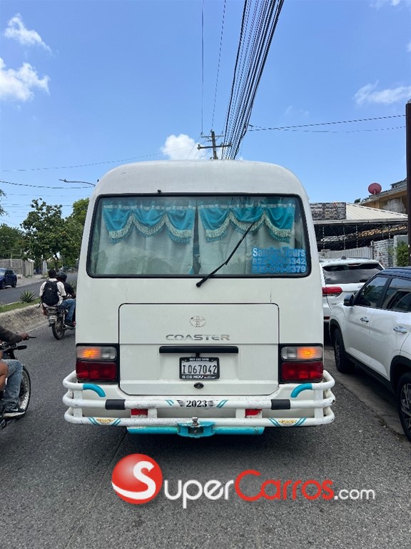 2016 Toyota Coaster — foto 5 / 9