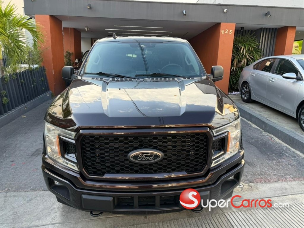 2020 Ford F 150 STX — foto 2 / 12