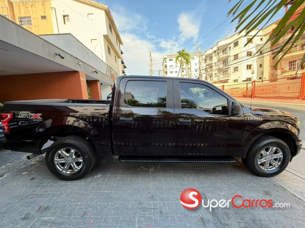 2020 Ford F 150 STX — foto 9 / 12
